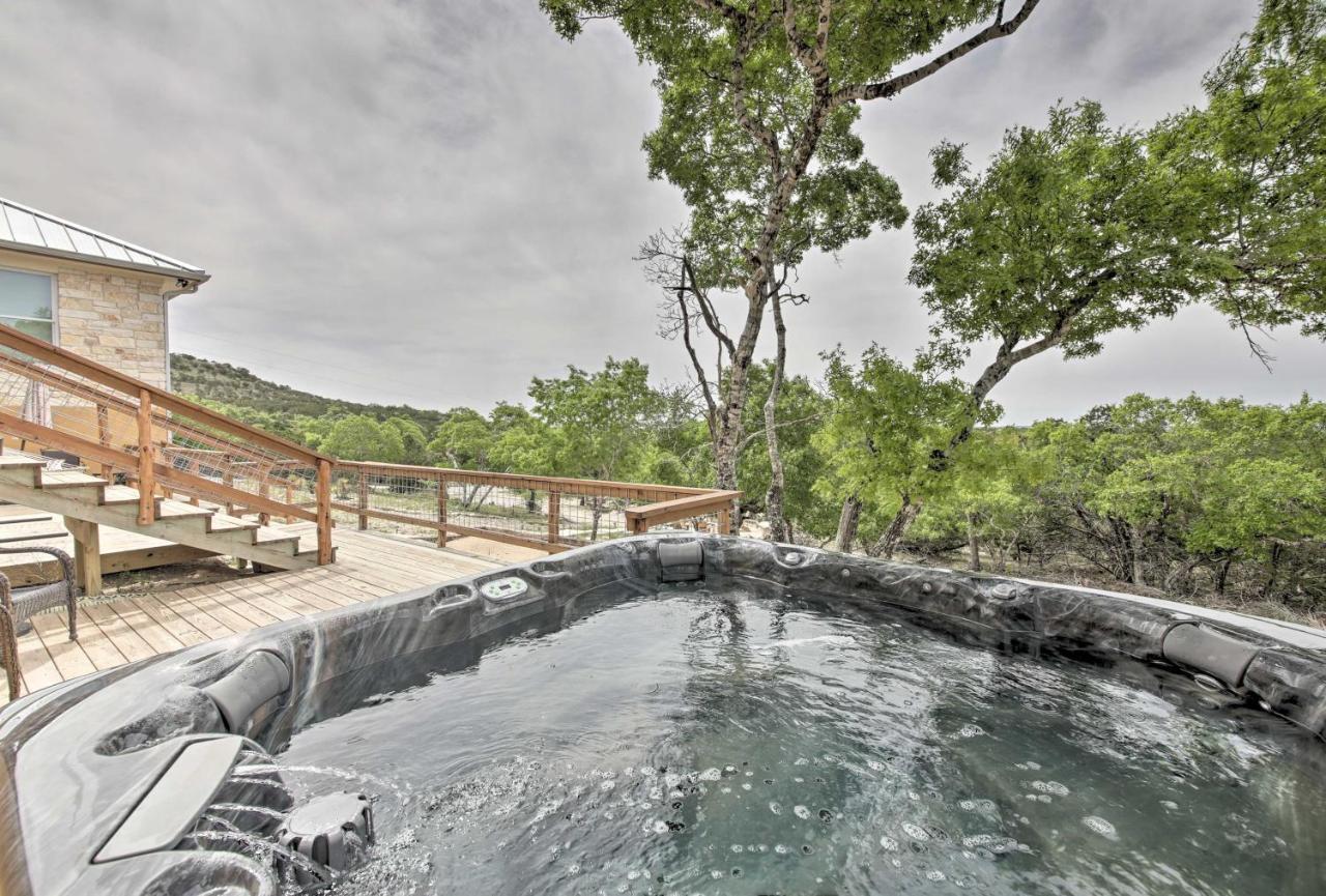 Villa Ladera Wimberley Estate On 13 Acres With Hot Tub Exterior foto